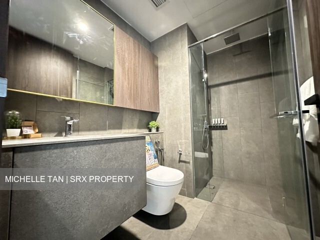Midtown Modern (D7), Apartment #517443131
